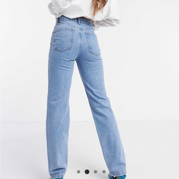 Classic 90s Blue Women's Jeans - Picture 2 of 9